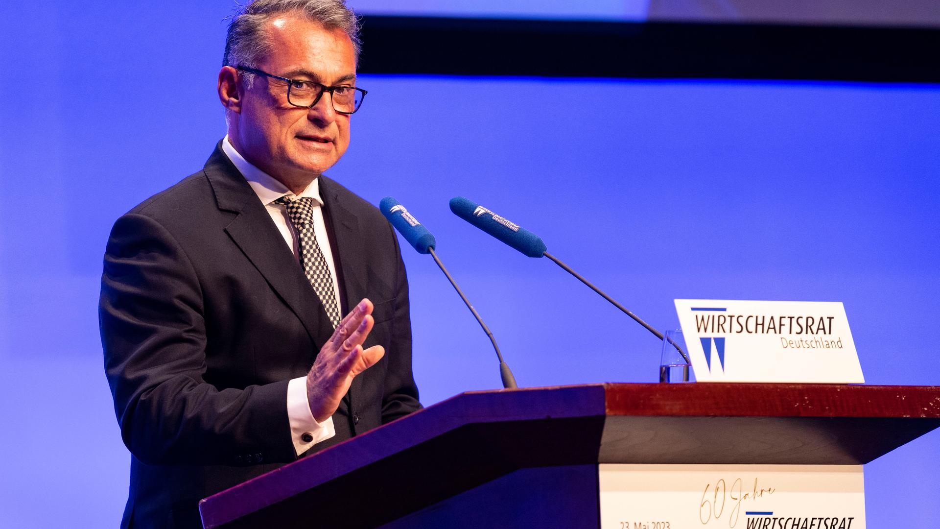 Joachim Nagel, Präsident der Deutschen Bundesbank, spricht am Rednerpult. Joachim Nagel, Präsident der Deutschen Bundesbank, spricht am Rednerpult.