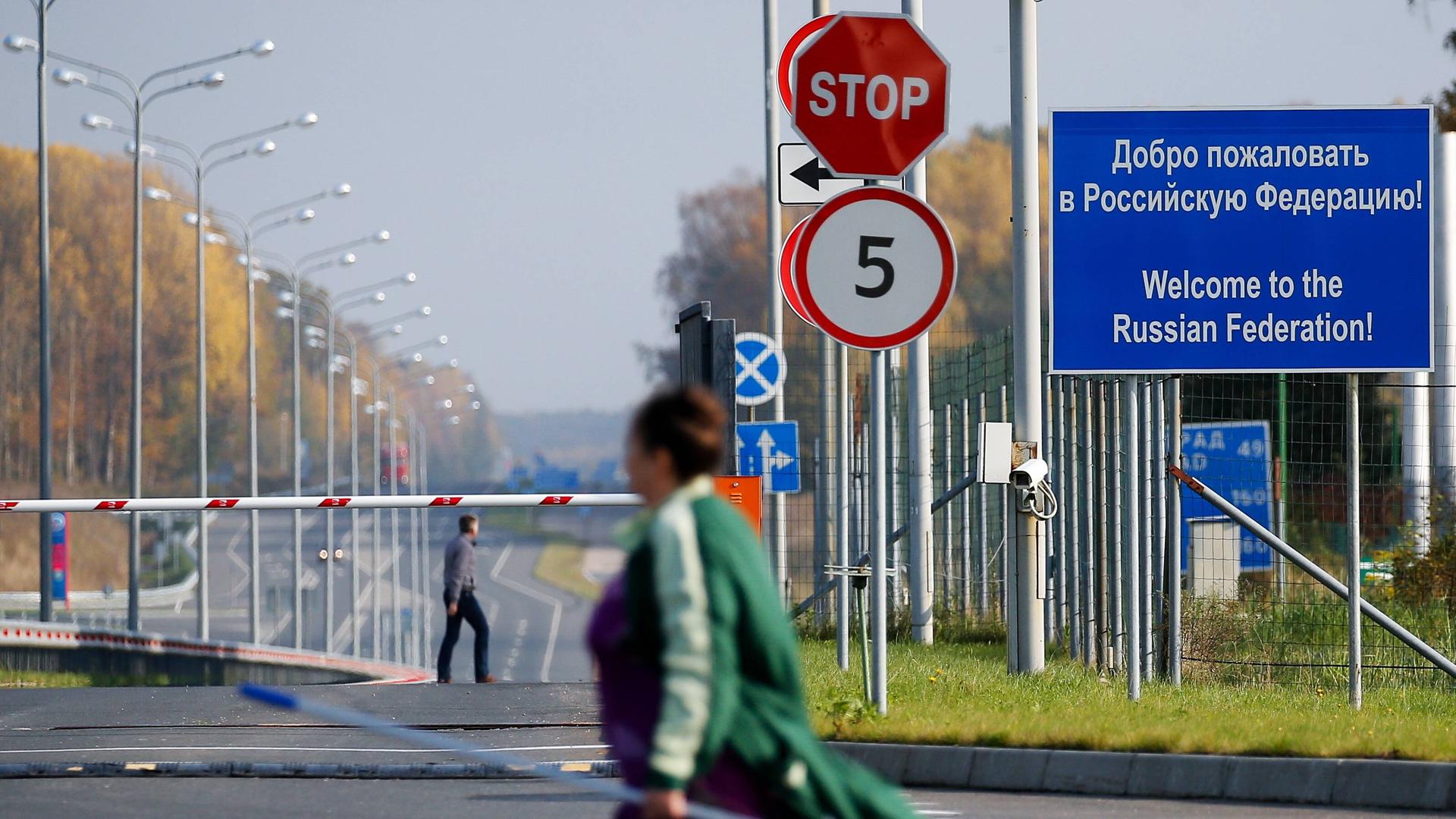 Grenzübergang zwischen Polen und dem russischen Kaliningrad. Grenzübergang zwischen Polen und dem russischen Kaliningrad.