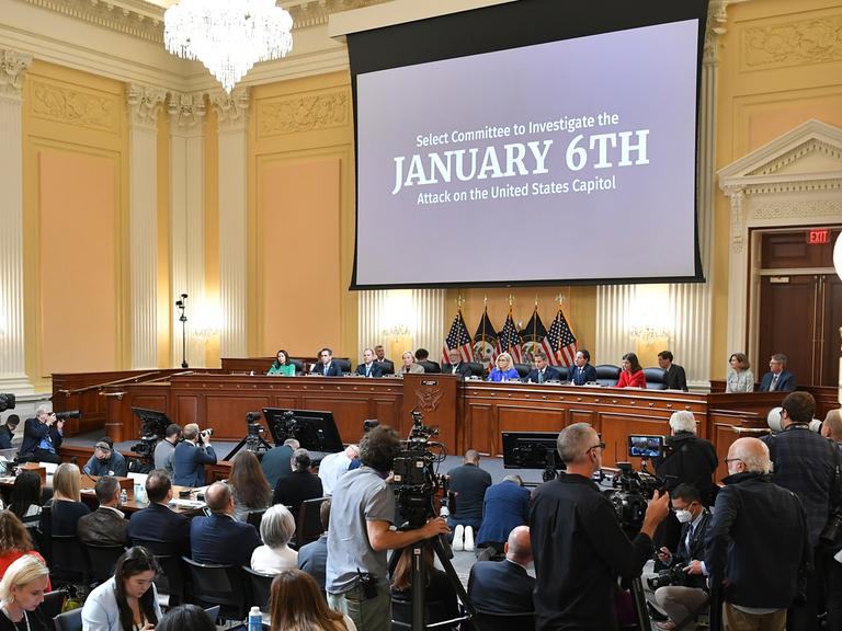 Öffentliche Anhörung des Untersuchungsausschusses zur Attacke auf das US-Kapitol in Washington 