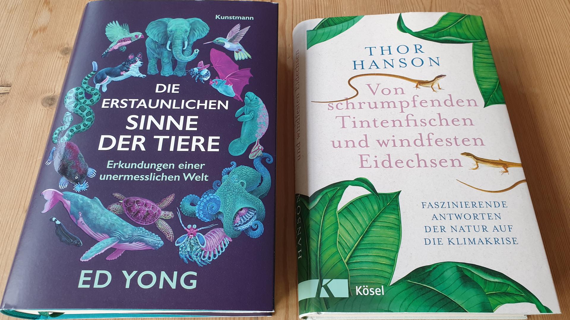 Die Cover der Bücher "Die erstaunlichen Sinne der Tiere" von Ed Yong und "Von schrumpfenden Tintenfischen und windfesten Eidechsen" von Thor Hanson. Die Cover der Bücher "Die erstaunlichen Sinne der Tiere" von Ed Yong und "Von schrumpfenden Tintenfischen und windfesten Eidechsen" von Thor Hanson.