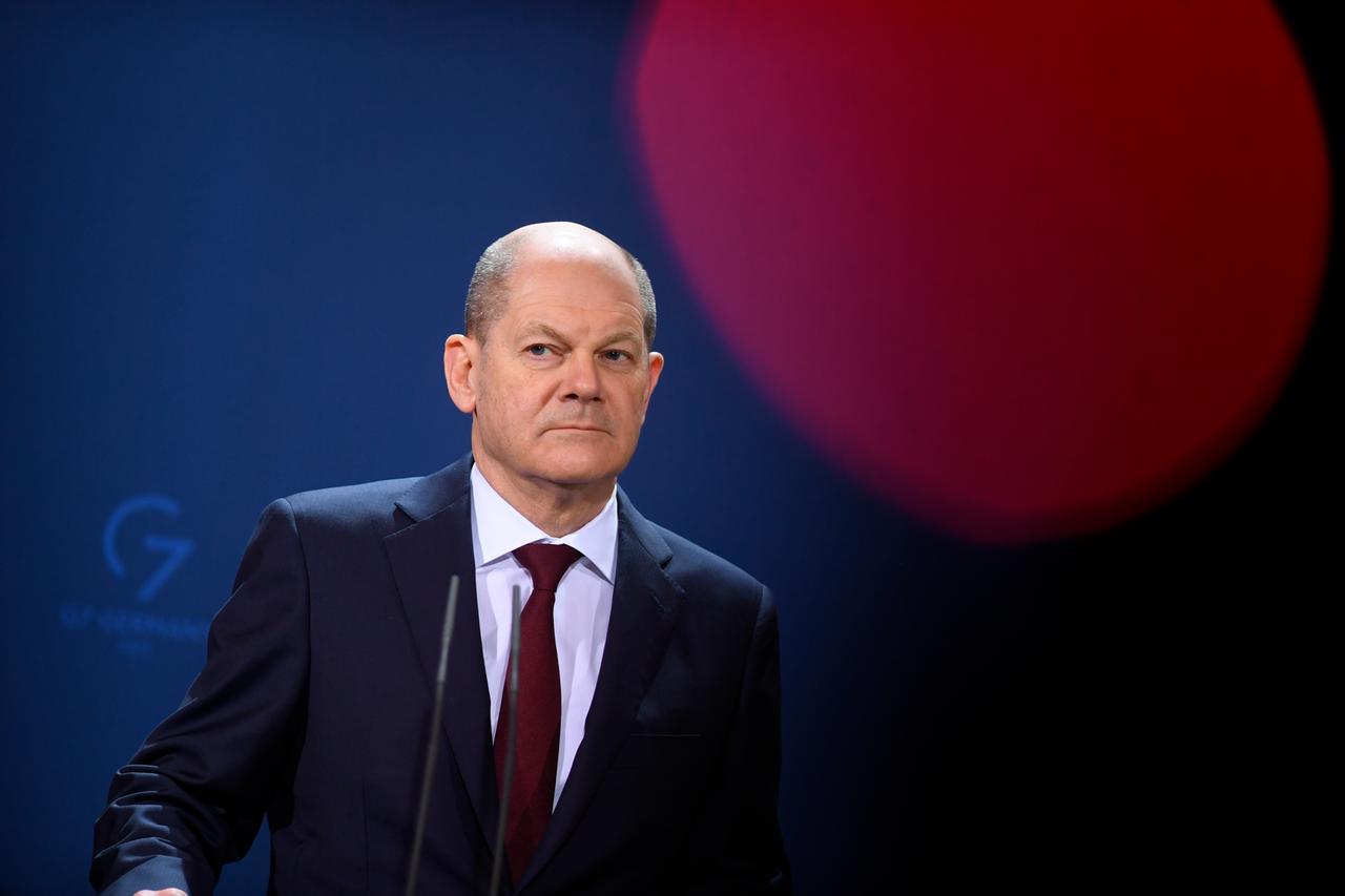 Bundeskanzler Olaf Scholz (SPD) bei einer Pressekonferenz mit den Führern der drei baltischen Staaten vor Beratungen zur Ukraine-Krise Bundeskanzler Olaf Scholz (SPD) bei einer Pressekonferenz mit den Führern der drei baltischen Staaten vor Beratungen zur Ukraine-Krise