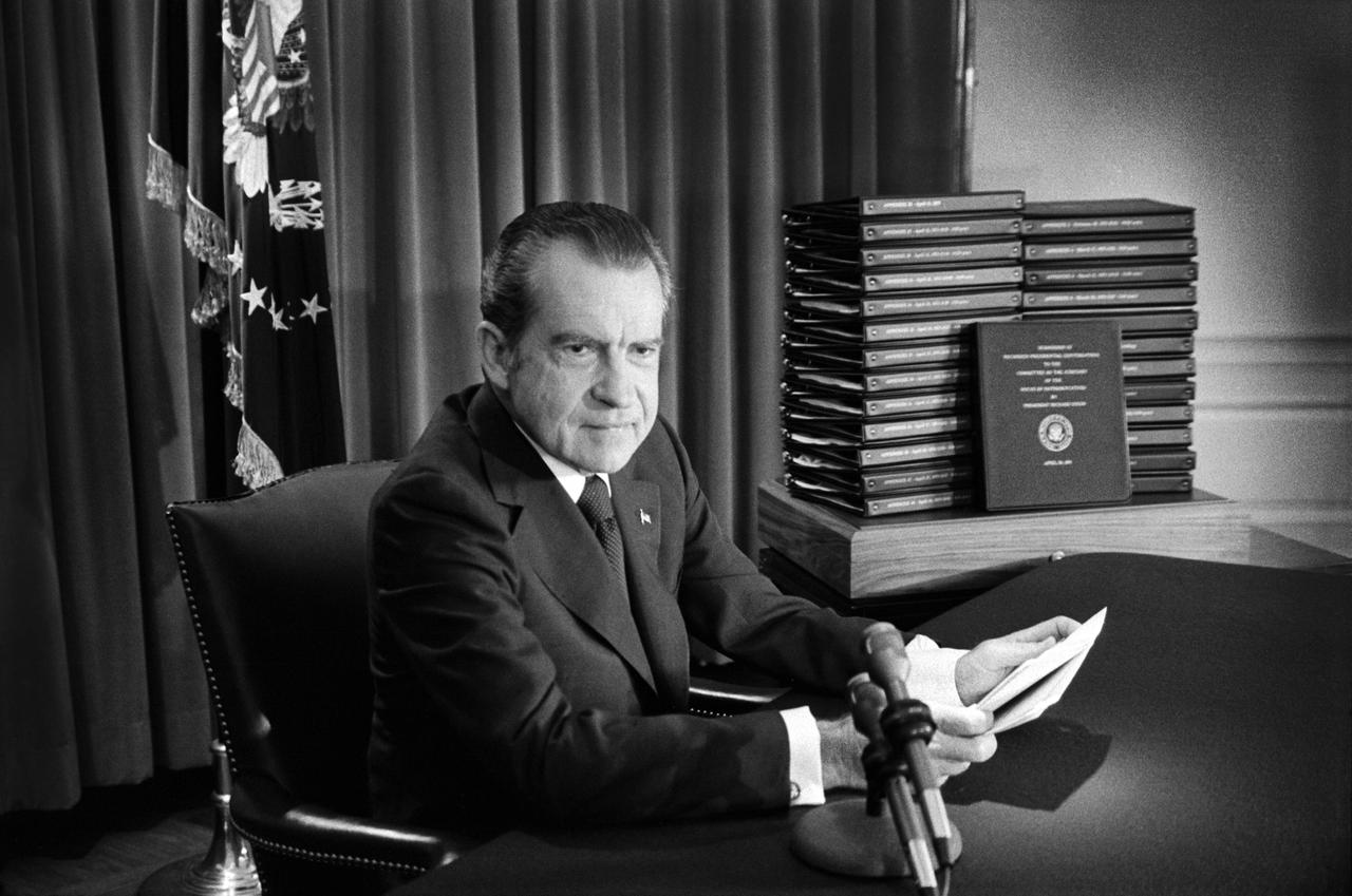 January 19, 2021, Washington, DC, USA: U.S. President Richard Nixon during his Television Address to the Nation regarding releasing Watergate Tape Transcripts, White House, Washington, D.C., USA, Warren K. Leffler, April 29, 1974 Washington USA - ZUMAg145 20210119_zza_g145_014 Copyright: xJTxVintagex January 19, 2021, Washington, DC, USA: U.S. President Richard Nixon during his Television Address to the Nation regarding releasing Watergate Tape Transcripts, White House, Washington, D.C., USA, Warren K. Leffler, April 29, 1974 Washington USA - ZUMAg145 20210119_zza_g145_014 Copyright: xJTxVintagex