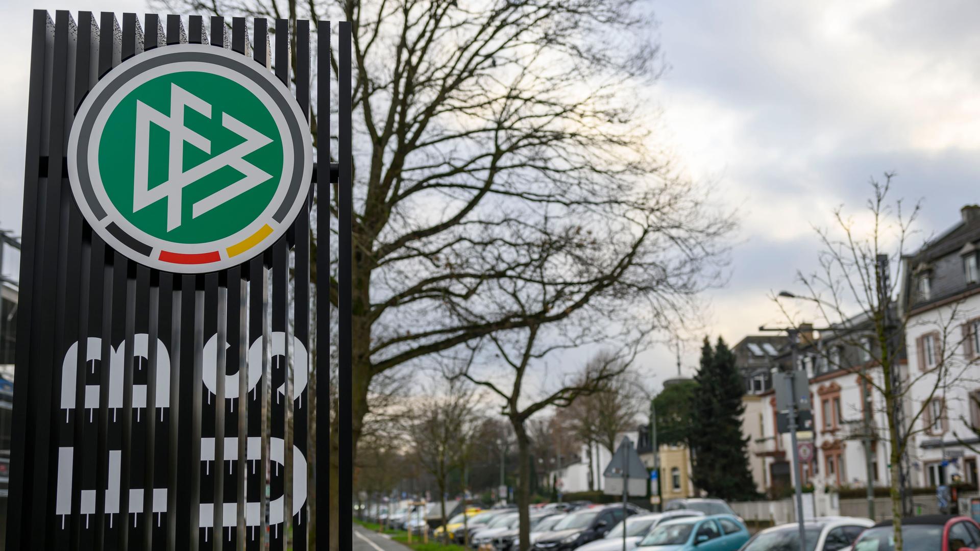 Eingangsbereich des DFB Campus in Frankfurt Eingangsbereich des DFB Campus in Frankfurt