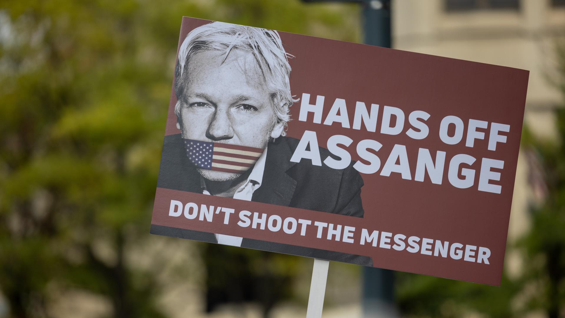 Julian Assange Und Wikileaks - Wie Weit Geht Die Pressefreiheit?