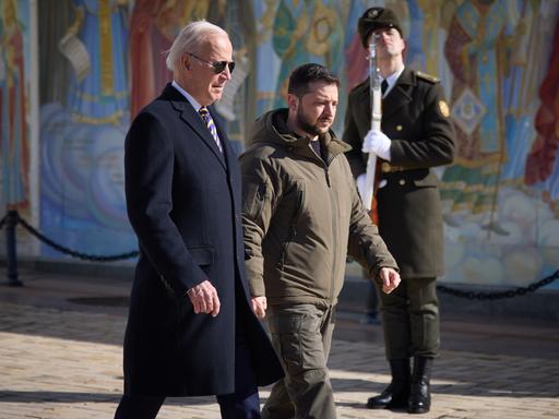 Joe Biden mit Wolodymyr Selenskyj