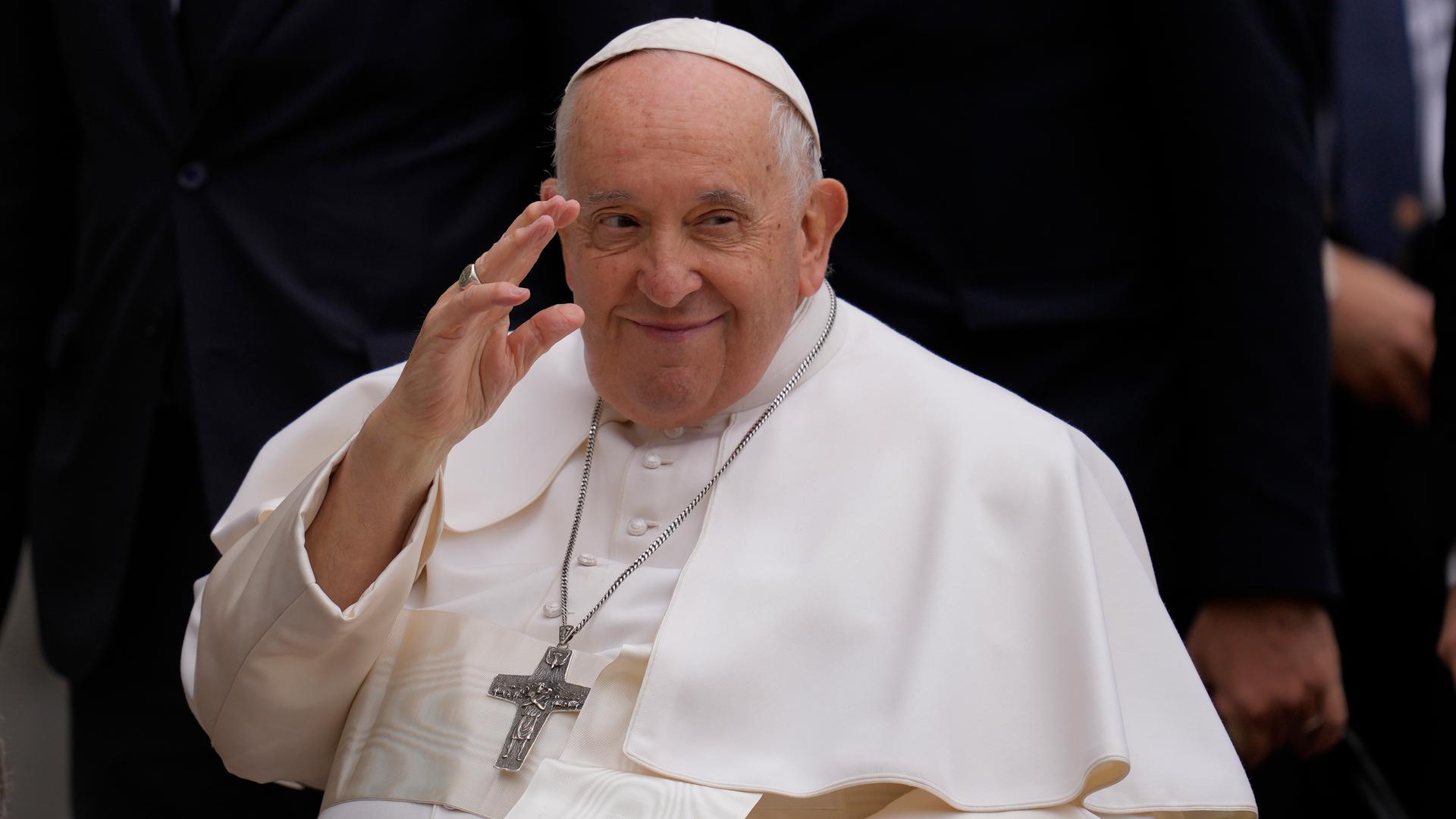 Operation in Rom - Laut Vatikan "keine Komplikationen" nach Eingriff bei Papst Franziskus