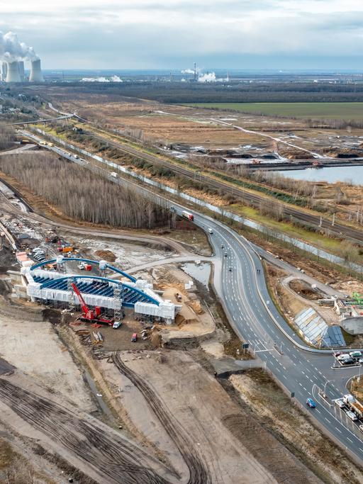 Bauarbeiten an der Autobahn A72 zwischen Chemnitz und Leipzig 