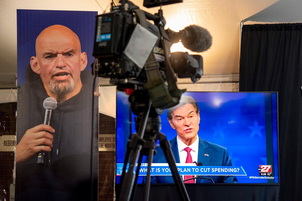 Zu sehen sind die Senatskandidaten Fetterman (Demokraten) und Oz (Republikaner). Zu sehen sind die Senatskandidaten Fetterman (Demokraten) und Oz (Republikaner).