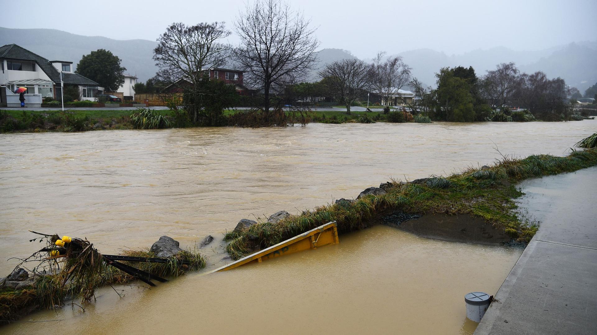 Starke Regenfälle - Hunderte Menschen in Neuseeland vor schweren Überschwemmungen in Sicherheit gebracht