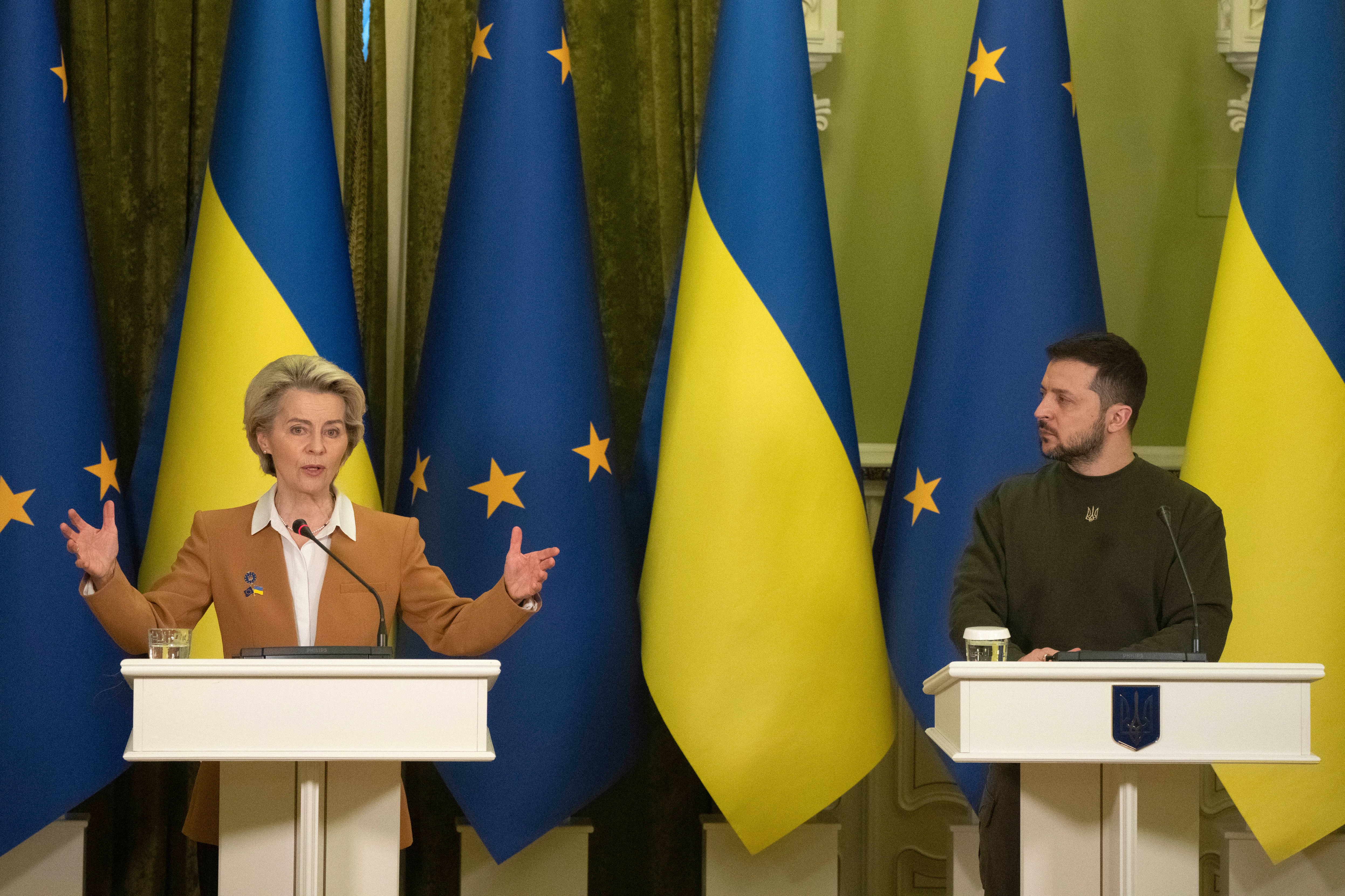 EU-Ukraine-Gipfel - Von der Leyen kündigt weitere Russland-Sanktionen an
