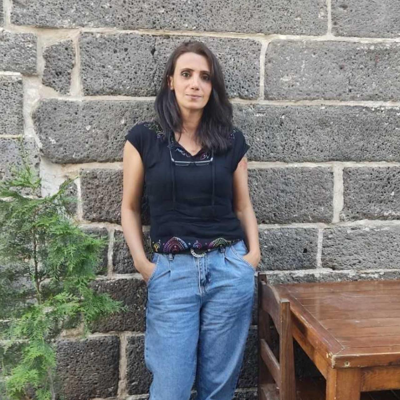 Schriftstellerin Meral Şimşek – Im Exil in Deutschland