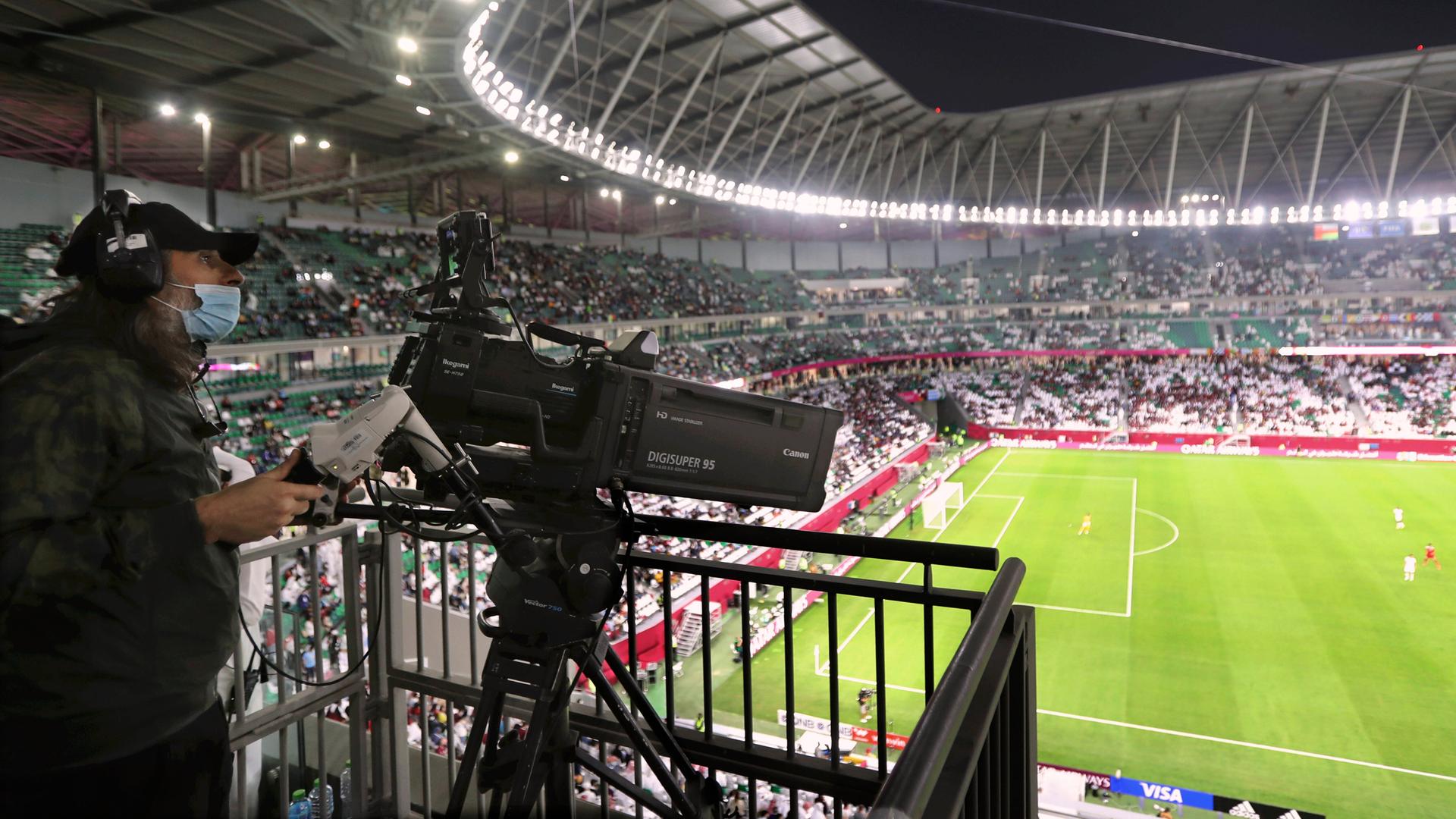 FIFA-Spiel in Katar 2021: Blick ins Stadion FIFA-Spiel in Katar 2021: Blick ins Stadion