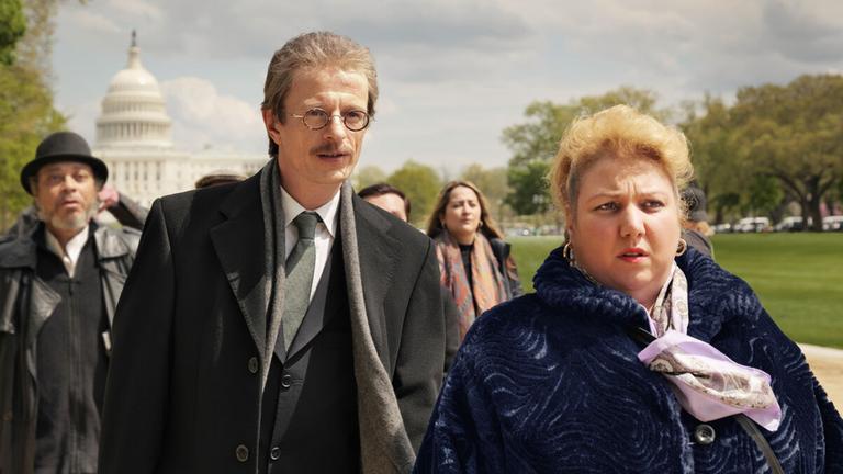Rabiye Kurnaz (Meltem Kaptan) und Bernhard Docke (Alexander Scheer) im Film "Rabiye Kurnaz gegen George W. Bush" Rabiye Kurnaz (Meltem Kaptan) und Bernhard Docke (Alexander Scheer) im Film "Rabiye Kurnaz gegen George W. Bush"