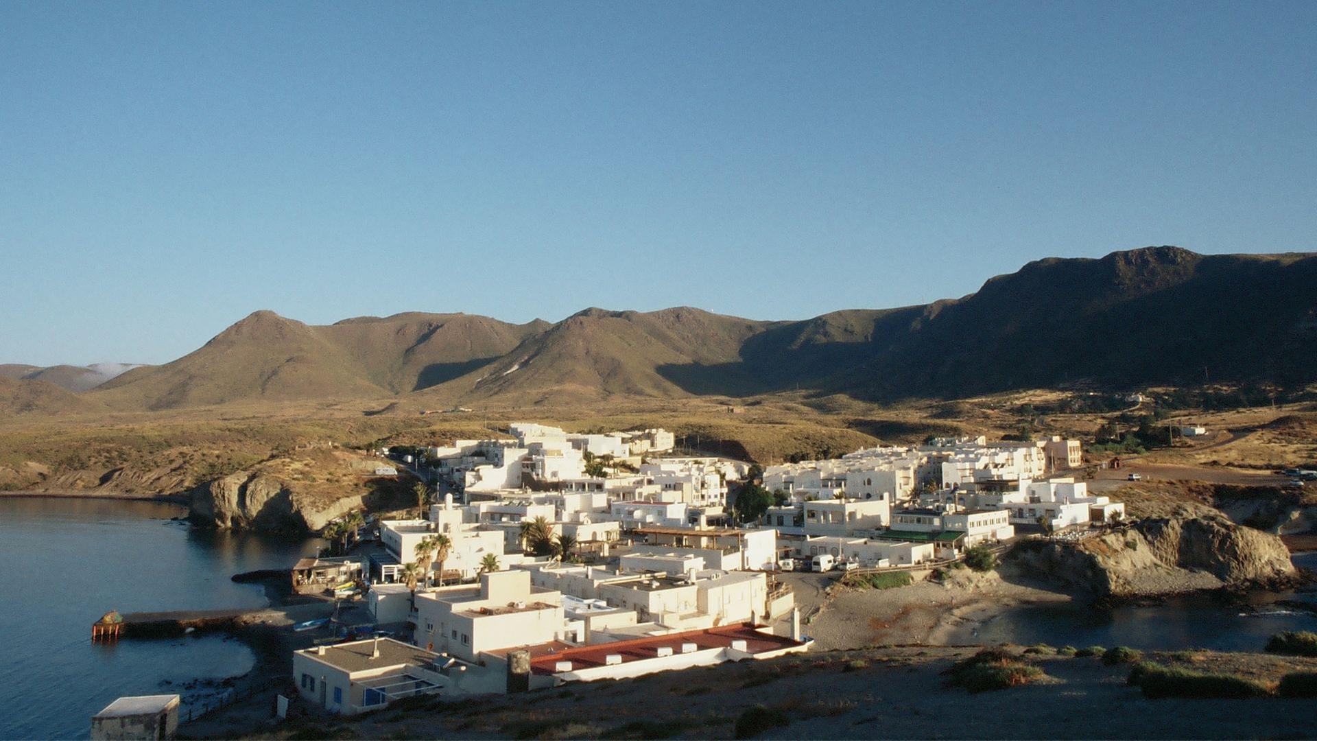 Das Dorf La Isleta del Moro in Andalusien Das Dorf La Isleta del Moro in Andalusien