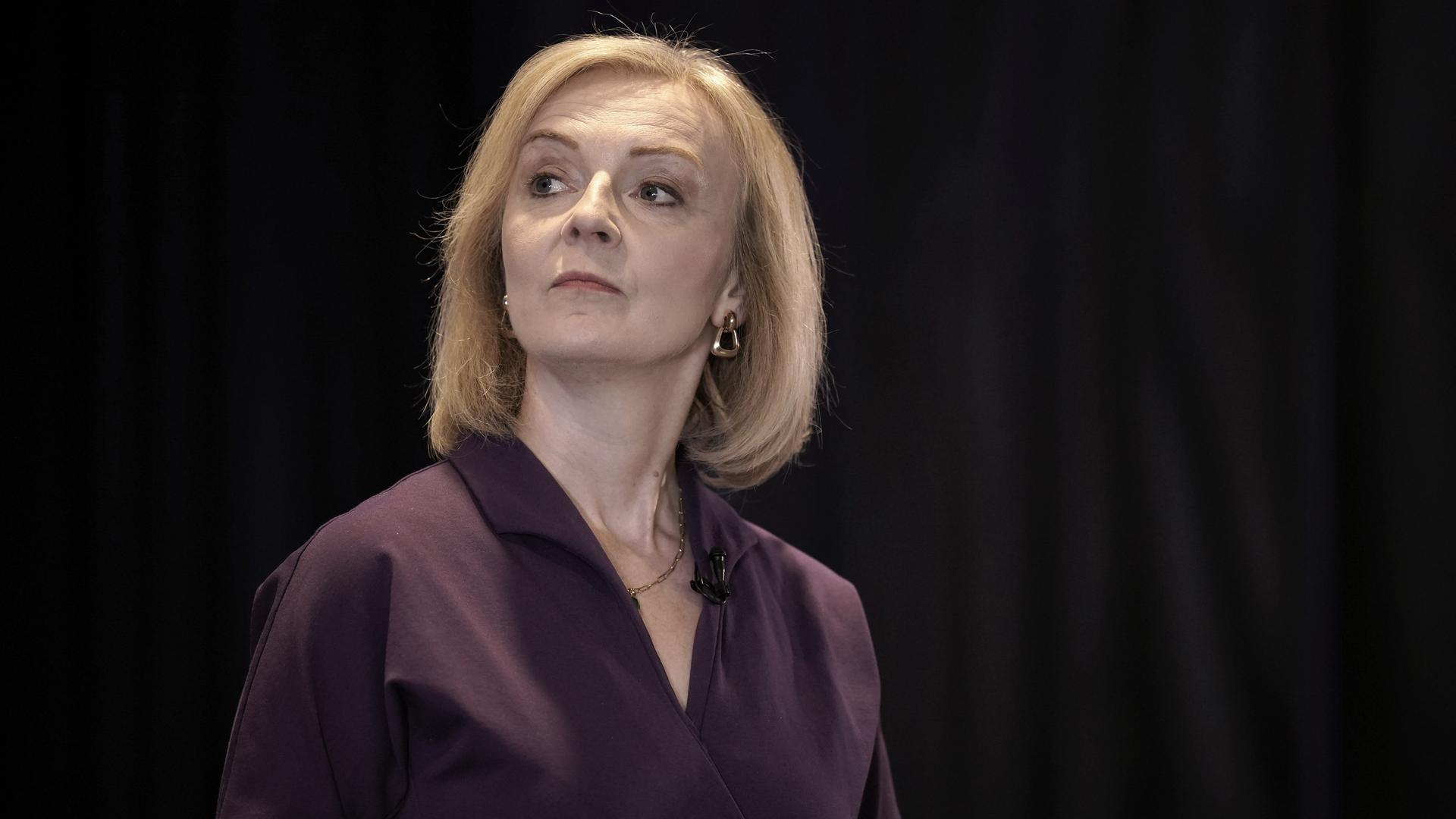 Die britische Politikerin Liz Truss von der Conservative Party, aufgenommen in Belfast bei einer Wahlkampfveranstaltung um das Amt als zukünftige Regierungschefin. Die britische Politikerin Liz Truss von der Conservative Party, aufgenommen in Belfast bei einer Wahlkampfveranstaltung um das Amt als zukünftige Regierungschefin.