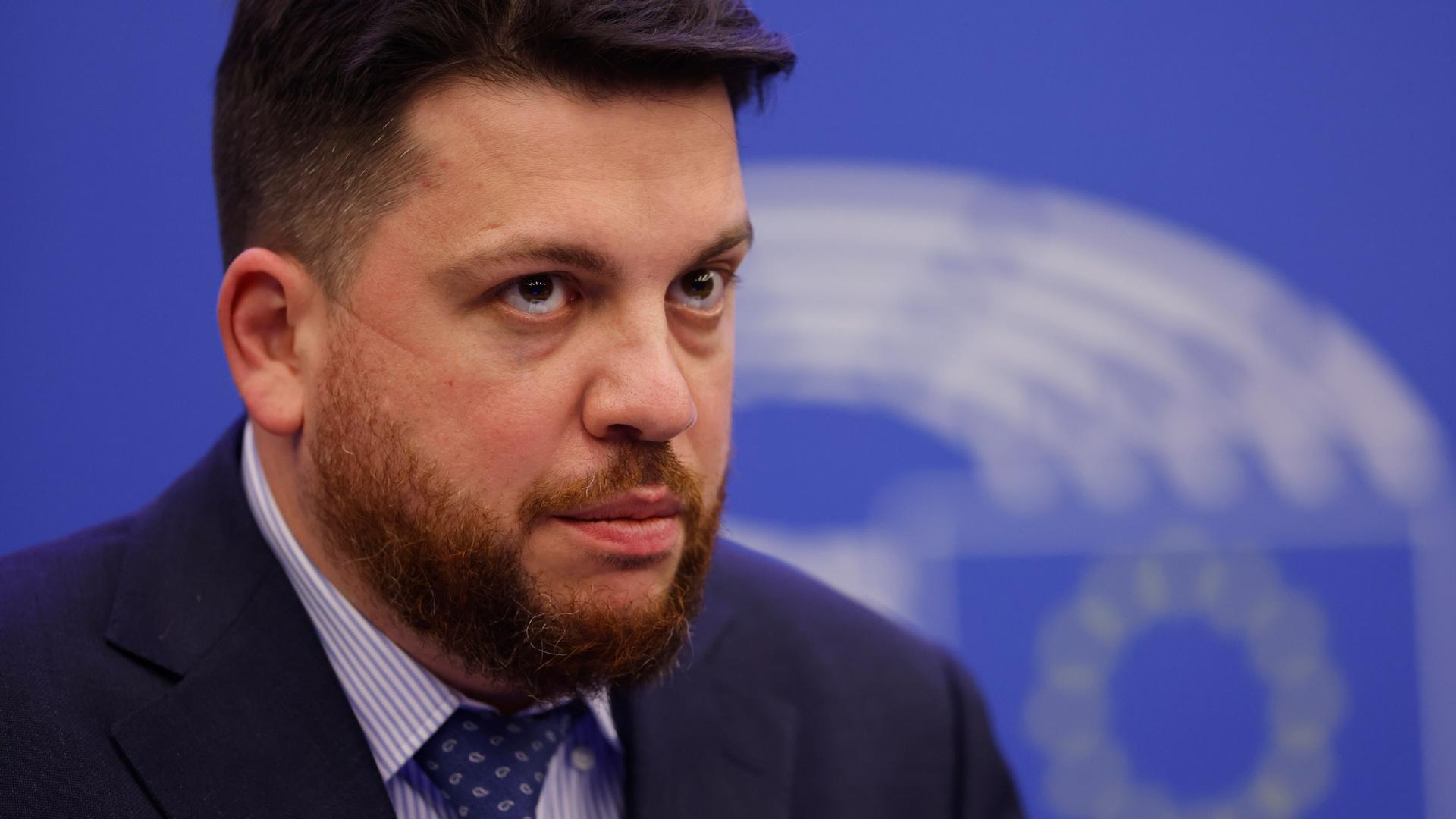Leonid Wolkow, russischer Oppositionelle und Direktor der von Alexei Nawalny gegründeten Anti-Korruptions-Stiftung, bei einem Besuch im EU-Parlament in Strasbourg am 15. Dezember 2021 Leonid Wolkow, russischer Oppositionelle und Direktor der von Alexei Nawalny gegründeten Anti-Korruptions-Stiftung, bei einem Besuch im EU-Parlament in Strasbourg am 15. Dezember 2021