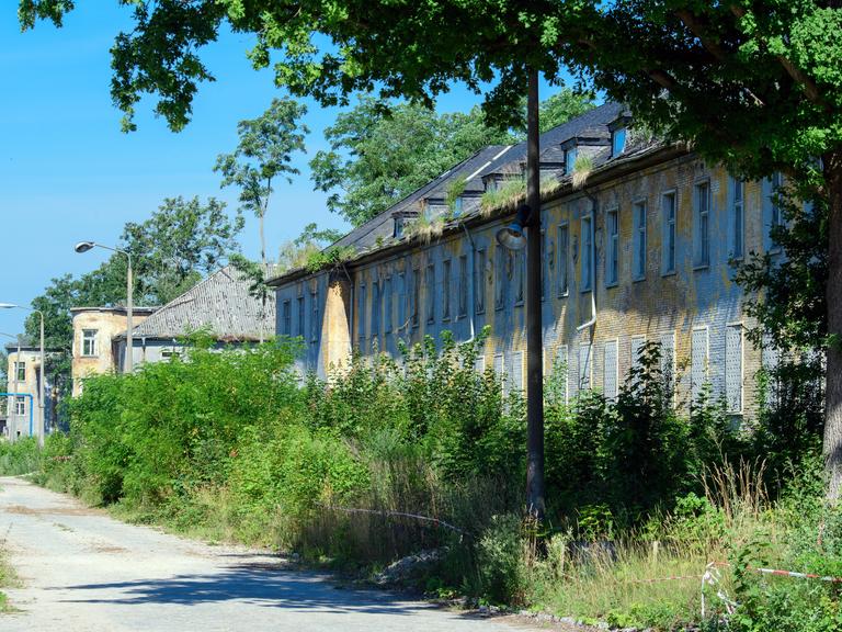 Frühere Stabsgebäude mit Sitz des Kommandanten auf dem ehemaligen Kasernengelände Krampnitz. In dem etwa 140 Hektar groÃen Gebiet soll unter Federführung von ProPotsdam ein Wohnquartier für bis zu 10.000 Menschen gebaut werden.