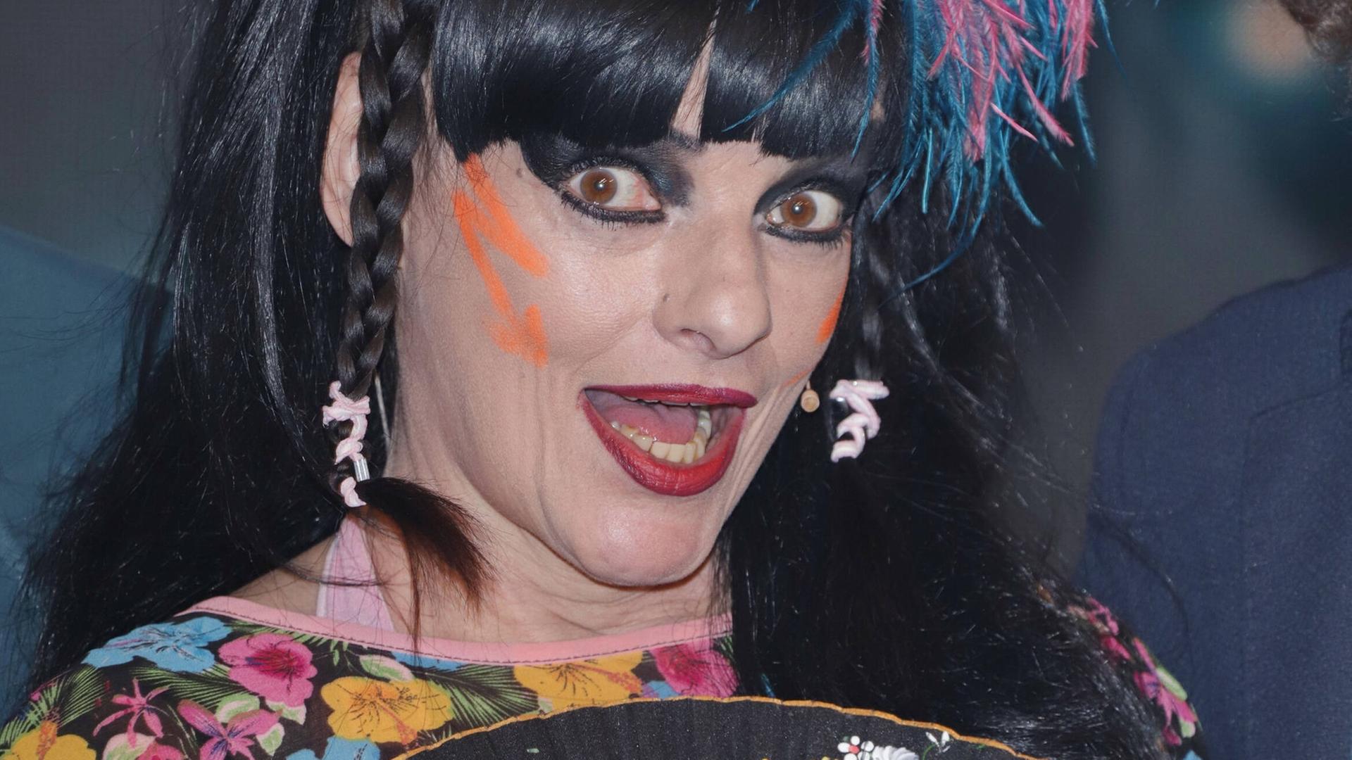 Nina Hagen Unity Die Godmother Of Punk Ist Wieder Da