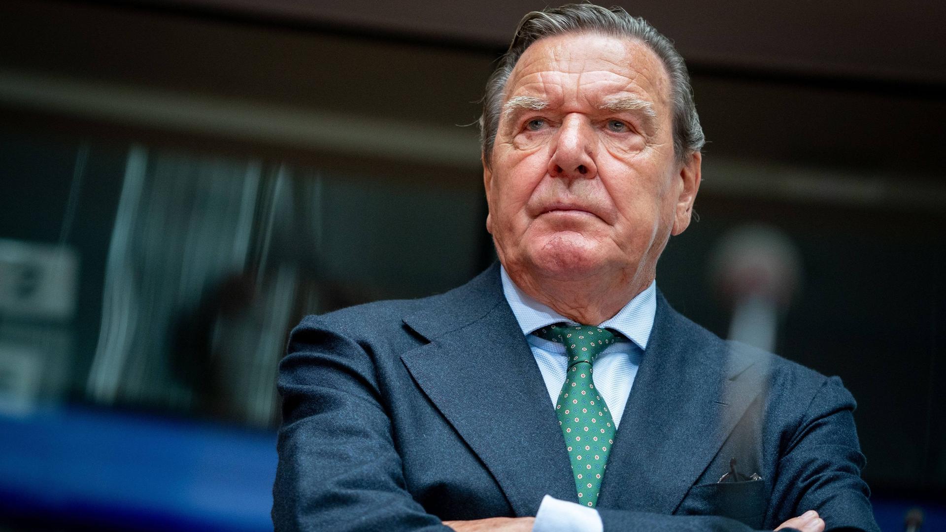 Altkanzler Gerhard Schröder im Porträt. Altkanzler Gerhard Schröder im Porträt.
