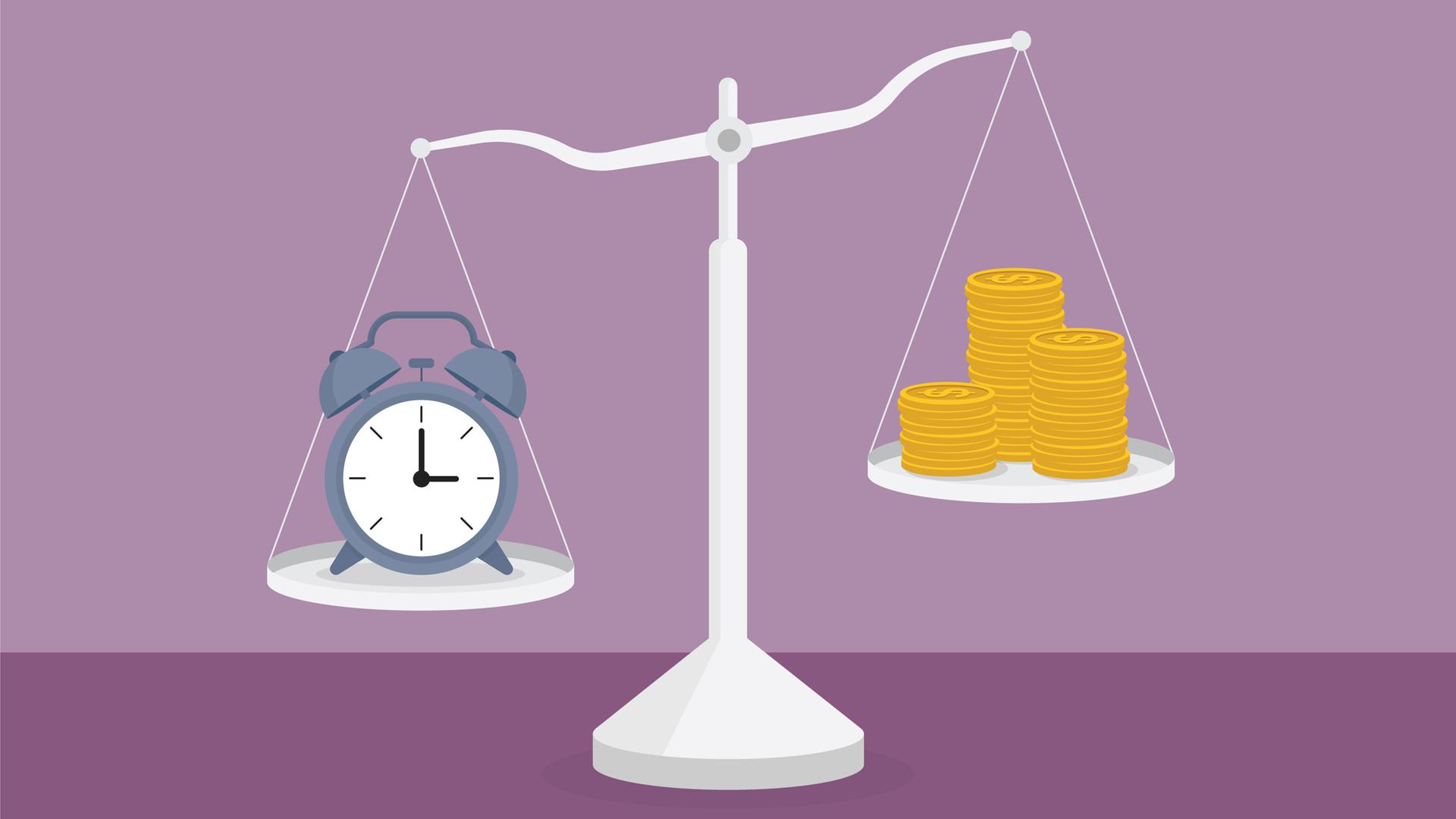 Eine Uhr und ein Stapel Münzen auf den Waagschalen: Die Uhr ist schwerer. Eine Uhr und ein Stapel Münzen auf den Waagschalen: Die Uhr ist schwerer.