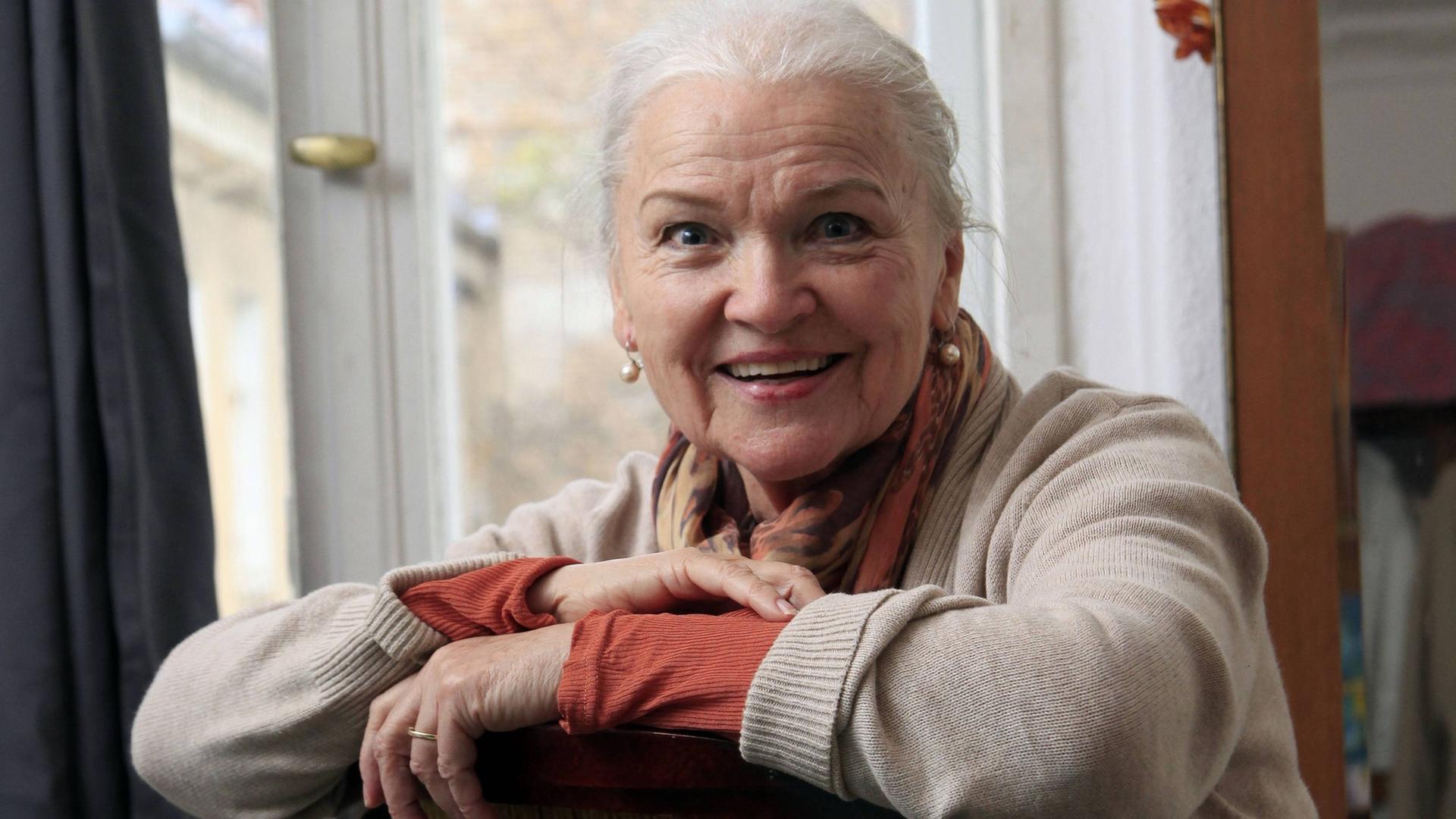 Porträt von Eva-Maria Hagen. Porträt von Eva-Maria Hagen.