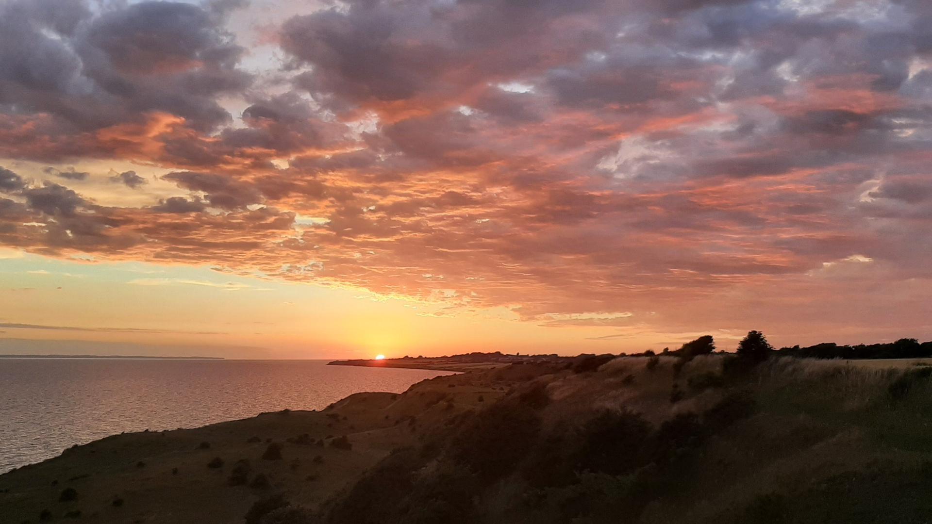 Viel länger als in den Tropen: Sonnenuntergang in Dänemark Viel länger als in den Tropen: Sonnenuntergang in Dänemark