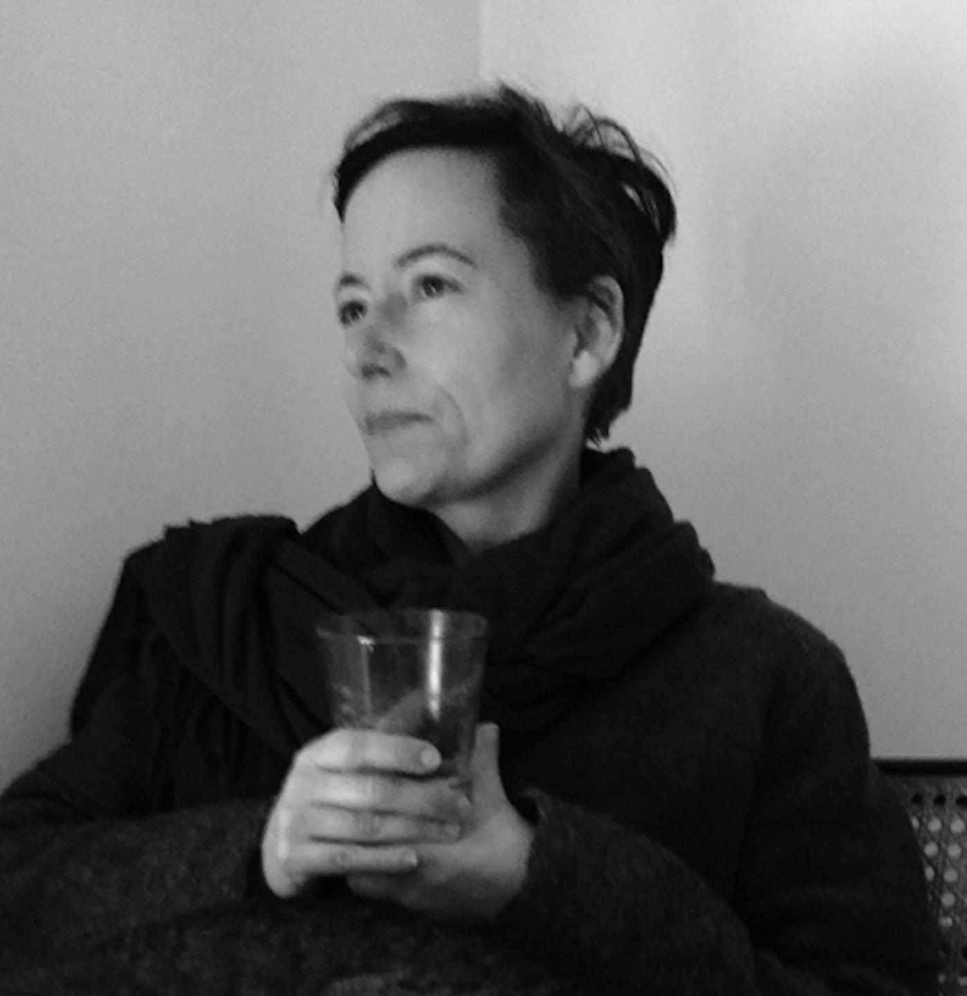 Porträt von Tatjana Thelen. Porträt von Tatjana Thelen.