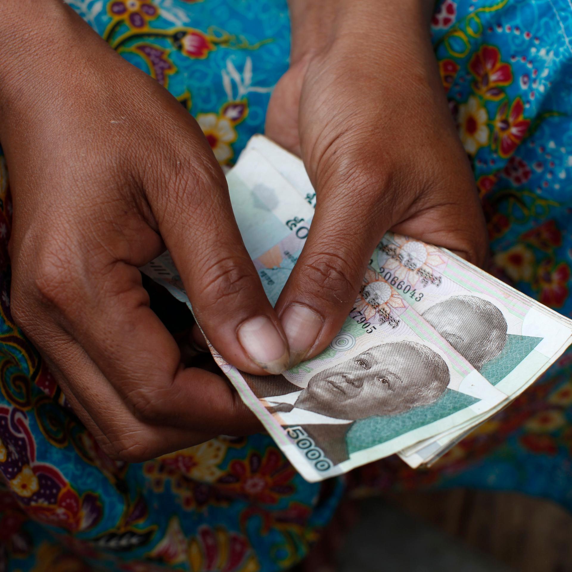 Ruin durch Mikrokredite in Kambodscha - In der Schuldenfalle