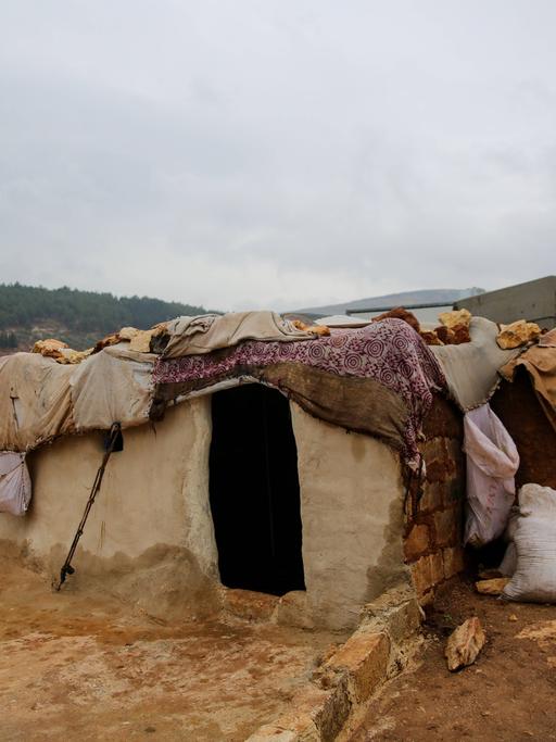 Hütte im Sheikh Bahr Camp bei Idlib.