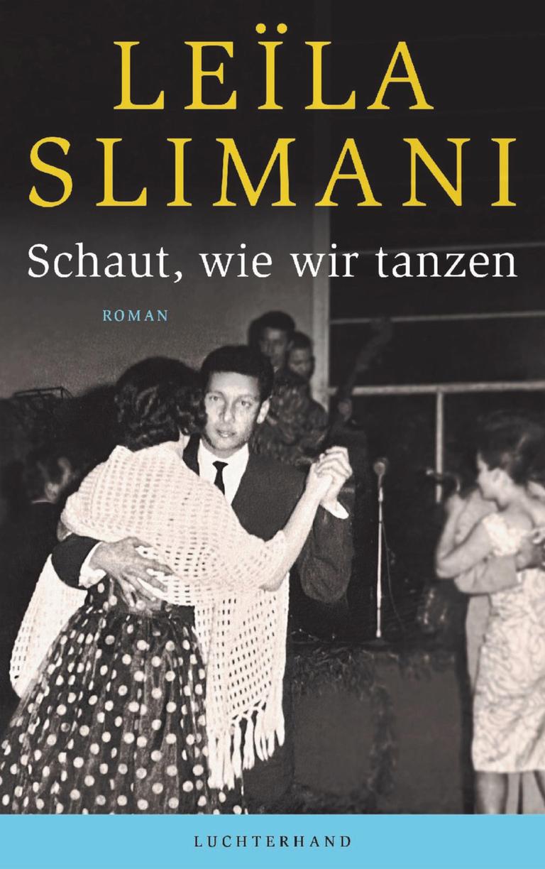 Cover des Buches "Schaut wie wir tanzen" auf der eine schwarzweiß Aufnahme eines Paares beim tanzen zu sehen ist. Cover des Buches "Schaut wie wir tanzen" auf der eine schwarzweiß Aufnahme eines Paares beim tanzen zu sehen ist.