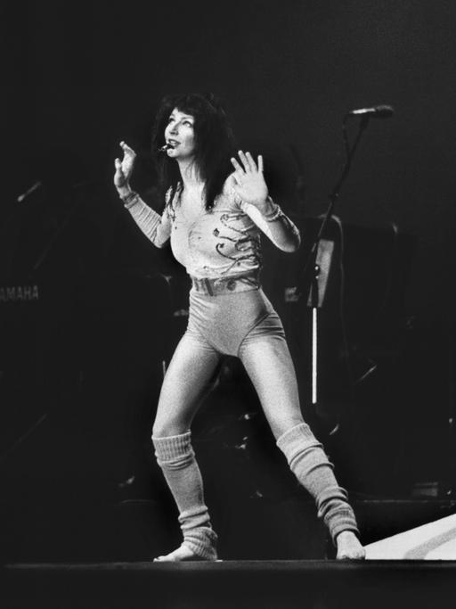 Sängerin Kate Bush bei einem Auftritt in Frankfurt am Main in den 80er-Jahren.