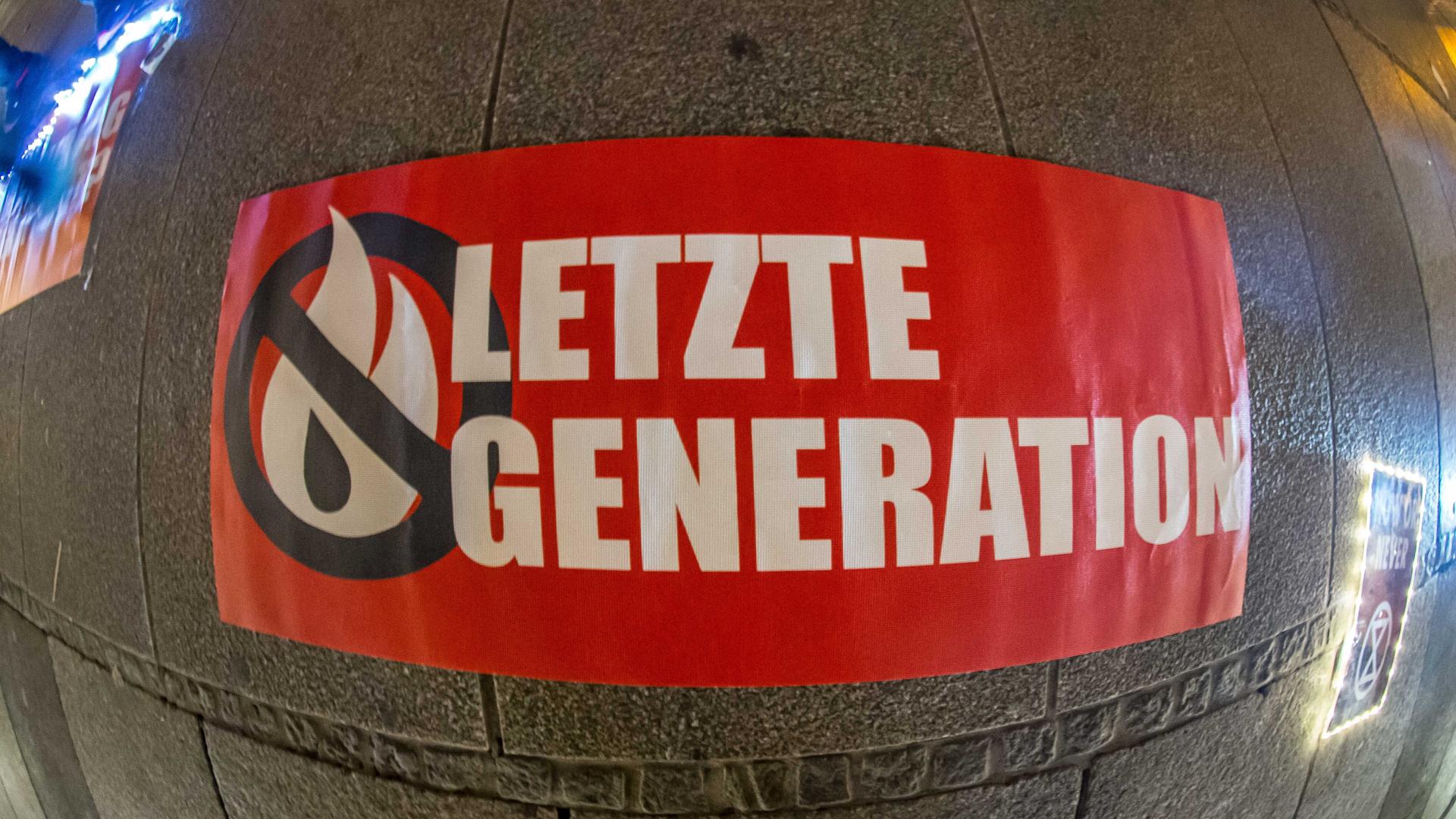 Schriftzug der Gruppe "Letzte Generation"