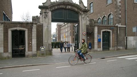 Eingangstor zur Universität Maastricht.