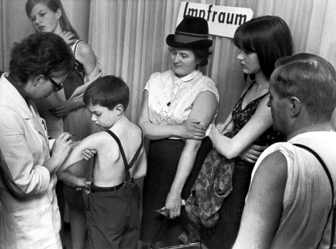Pockenschutzimpfung in Hannover 1967 Pockenschutzimpfung in Hannover 1967