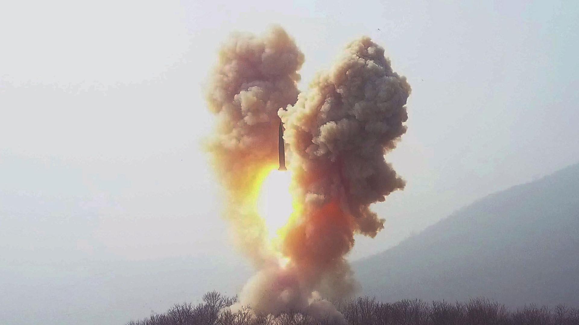 Nordkorea - Offenbar erneut Raketen abgefeuert