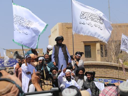 Die Taliban Ende August im afghanischen Herat nach der politischen Machtübernahme 