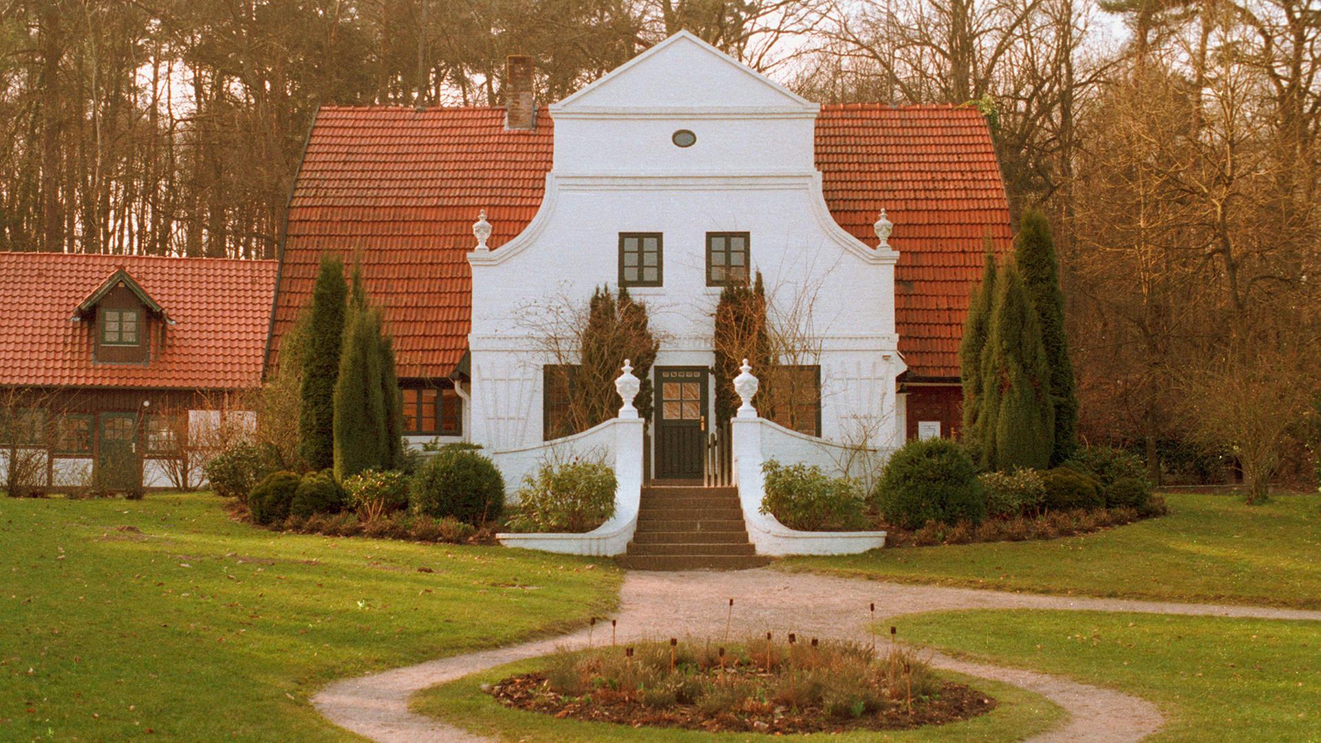 Der Barkenhoff in Wopswede war bis 2009 ein internationaler Treffpunkt von Kunstschaffenden, dann wurde er zum Museum. Der Barkenhoff in Wopswede war bis 2009 ein internationaler Treffpunkt von Kunstschaffenden, dann wurde er zum Museum.