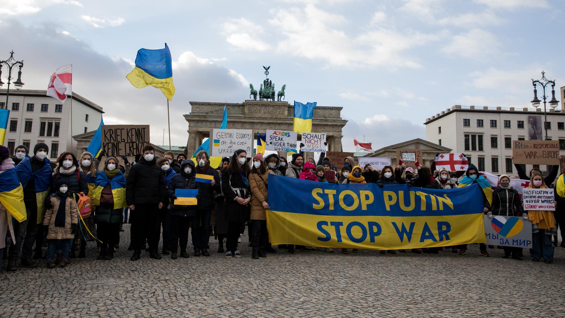 Ukrainer In Deutschland - Besorgt, Ohnmächtig, Gelassen ...