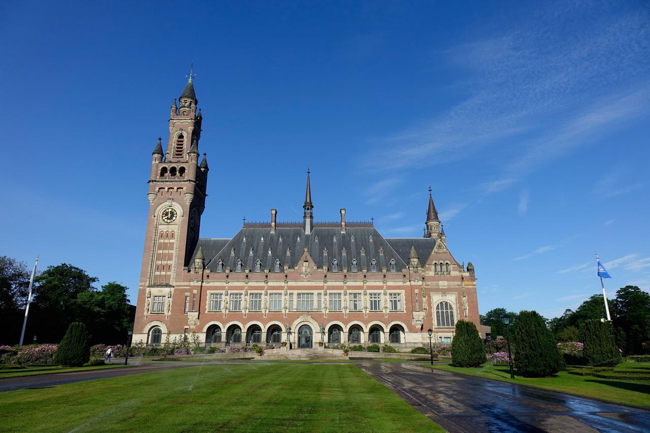 Der Internationale Gerichtshof in Den Haag, das Gebäude Friedenspalast. Der Internationale Gerichtshof in Den Haag, das Gebäude Friedenspalast.