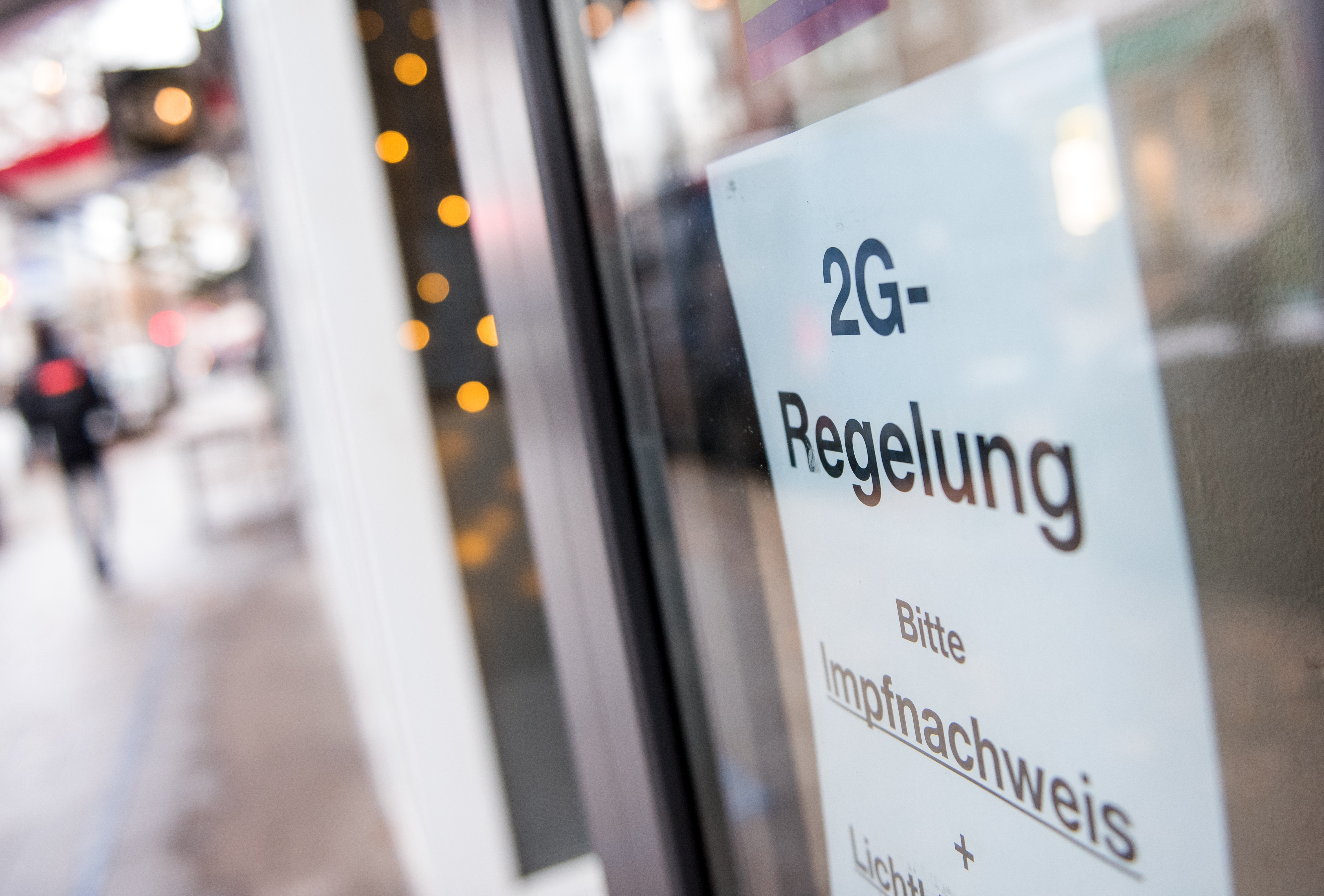 Teil Impfpflicht Restaurantschliessung 2g Die Aktuellen Corona Regeln Im Uberblick