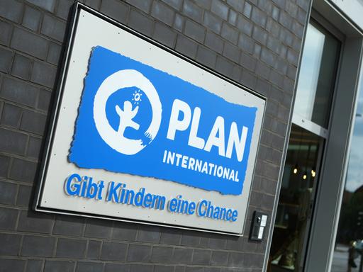 Das Logo der Kinderrechtsorganisation Plan International.