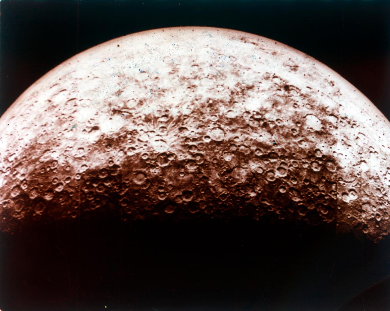 Oberfläche des Planeten Merkur. Oberfläche des Planeten Merkur.