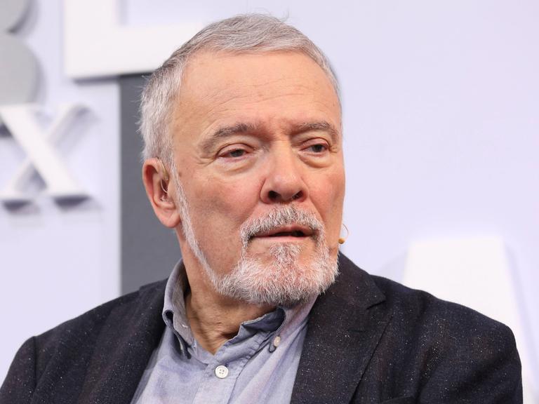 Der ungarische Autor, Historiker und Übersetzer György Dalos