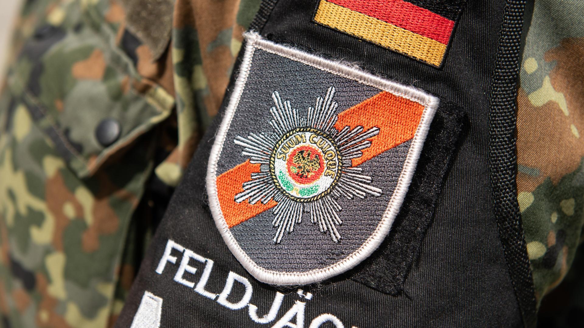 Bundeswehr Lambrecht Spd Feldjäger Motto Jedem Das Seine Bleibt Trotz Kritik Von 