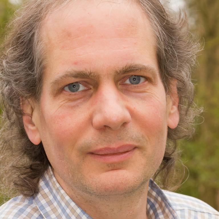 Porträtaufnahme des Autors Timo Rieg