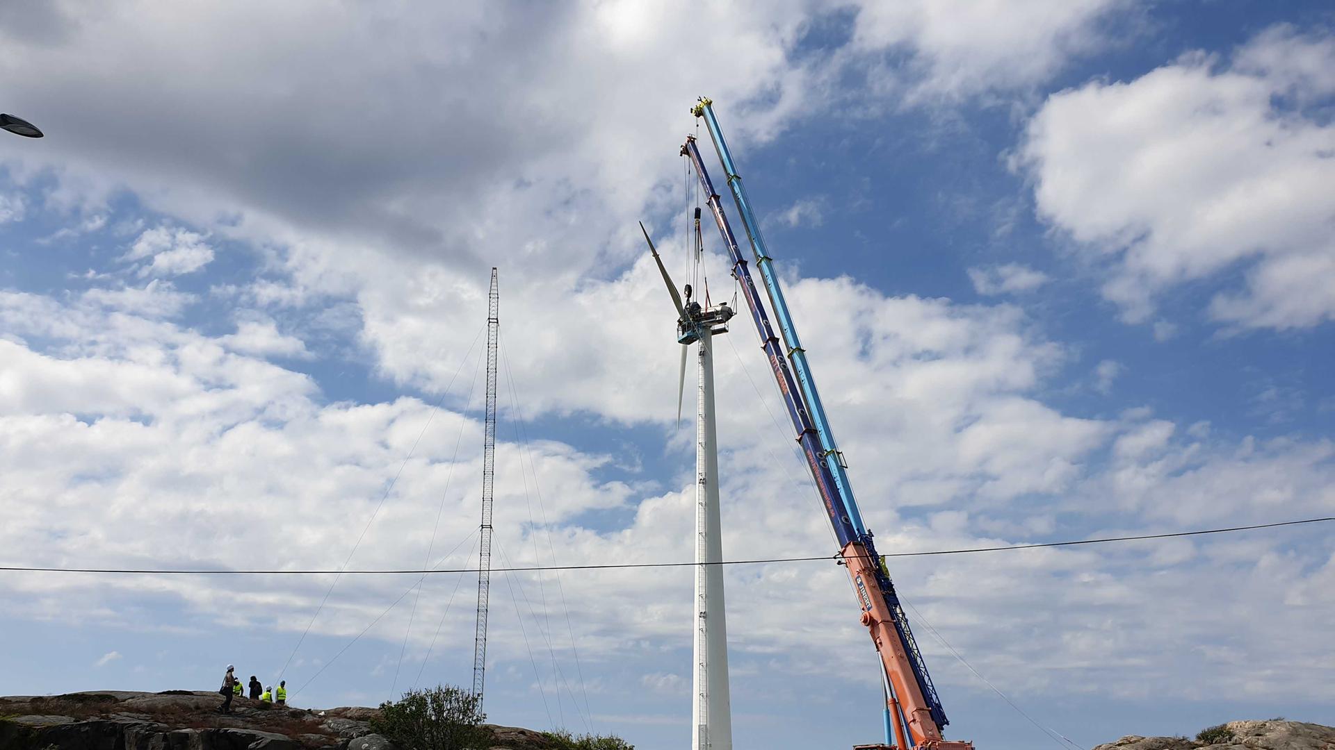 Das Windrad der schwedischen Firma Modvion hat einen Turm aus Holz anstelle von Stahl. Das Windrad der schwedischen Firma Modvion hat einen Turm aus Holz anstelle von Stahl.