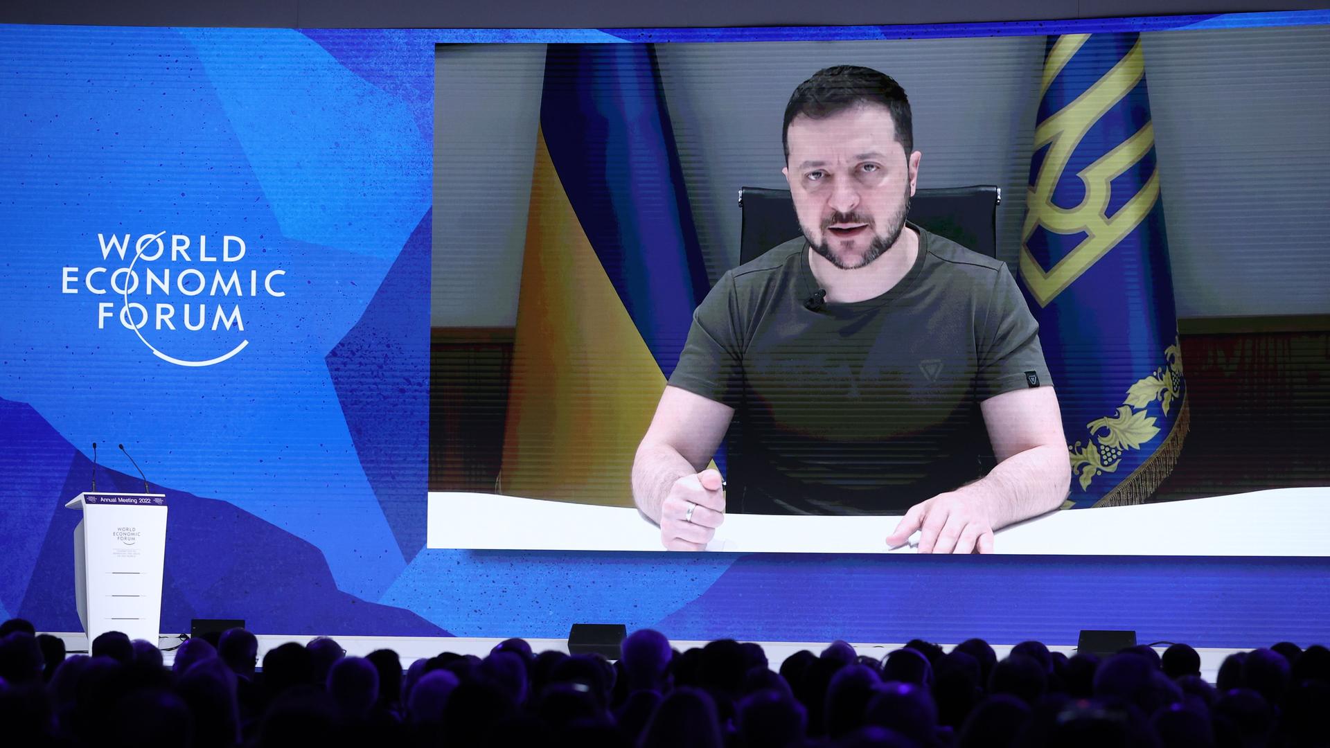 Der ukrainische Präsident Selenskyj in einer Videokonferenz beim Weltwirtschaftsforum in Davos am 23.Mai 2022. Der ukrainische Präsident Selenskyj in einer Videokonferenz beim Weltwirtschaftsforum in Davos am 23.Mai 2022.