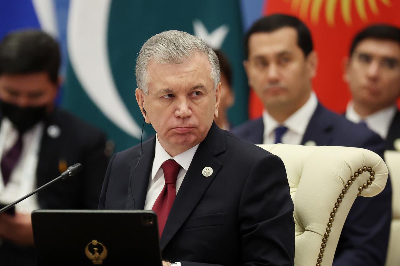 Präsident Shavkat Mirziyoyev aus Usbekistan 2022 beim Summit of SCO Council of Heads of State in Samarkand Präsident Shavkat Mirziyoyev aus Usbekistan 2022 beim Summit of SCO Council of Heads of State in Samarkand