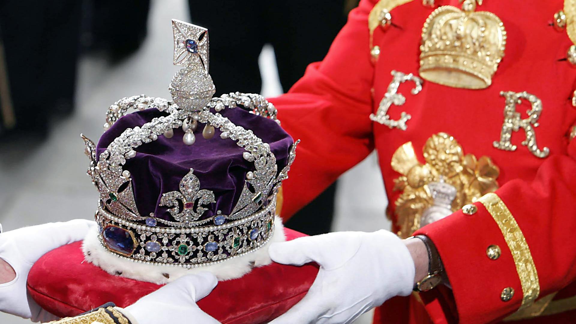 Принятие монархической конституции. Парламентская монархия в Испании. Великобритания конституционная монархия. Монархия Монарх. Конституциональная монархия это.