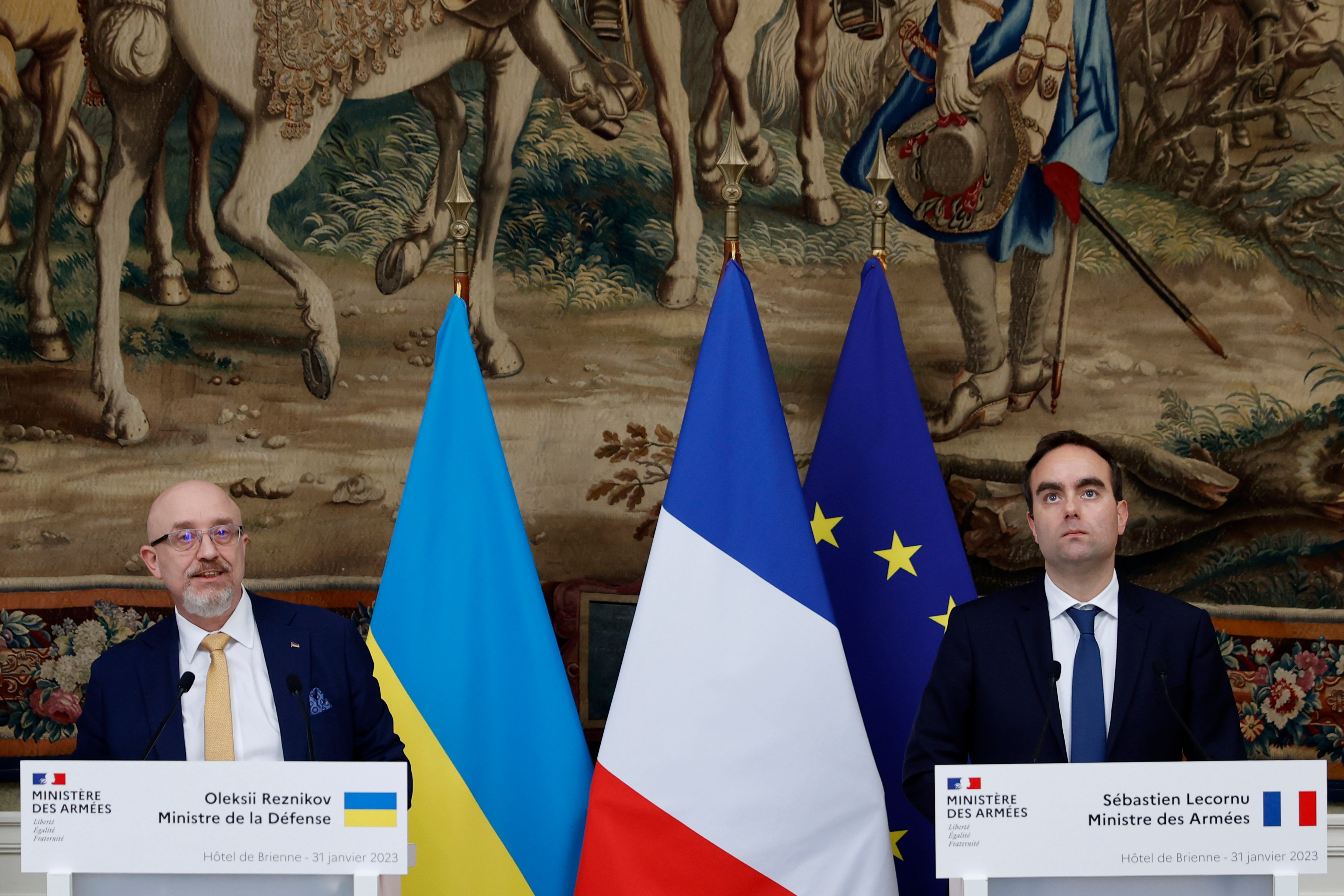 Ukraine-Krieg - Frankreich und USA kündigen weitere Waffen für Ukraine an